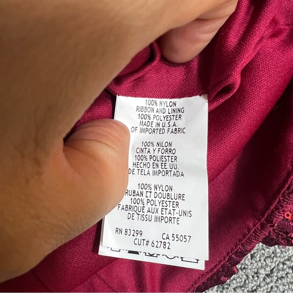 Helene Blake women’s red lace sequin wrap top size S NWT - Picture 13 of 14